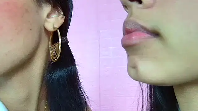 strawberrymia68 online show from 01.09.25