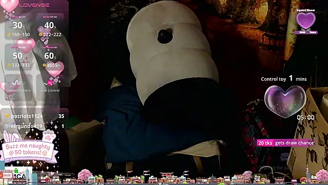 Snapshot of tashakaixxx chatting on 10.15.25 tashakaixxx online show from 10.15.25