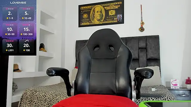 Snapshot of MattRodriguez9 chatting on 02.15.25 MattRodriguez9 online show from 02.15.25