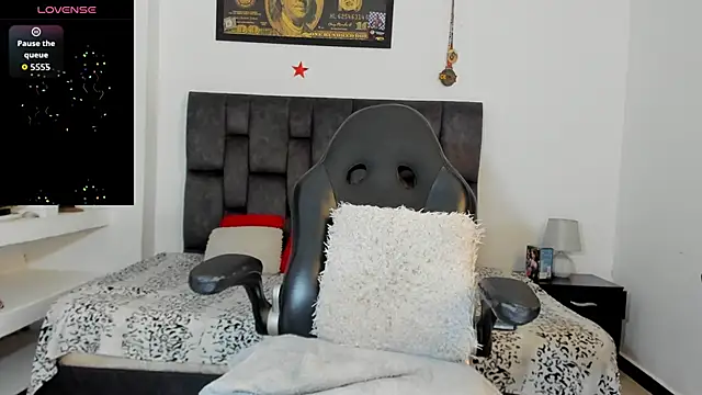 Snapshot of MattRodriguez9 chatting on 10.06.25 MattRodriguez9 online show from 10.06.25