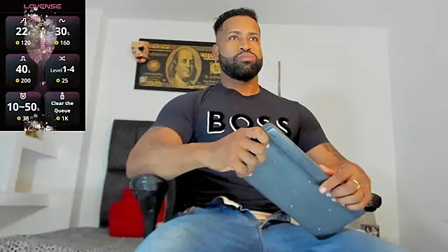 Snapshot of MattRodriguez9 chatting on 10.18.25 MattRodriguez9 online show from 10.18.25