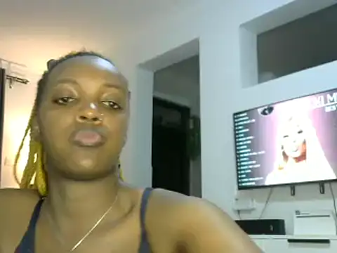 Snapshot of Sexy_lla chatting on 02.09.25 Sexy lla online show from 02.09.25