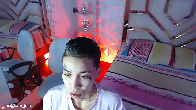 Jonesliam23 online show from 03.30.26