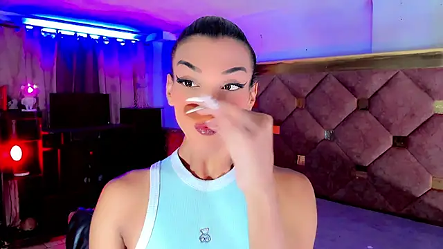 the-horus-girl online show from 09.30.25