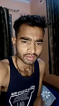 Snapshot of Jamesbonddeshi chatting on 01.11.25 Jamesbonddeshi online show from 01.11.25