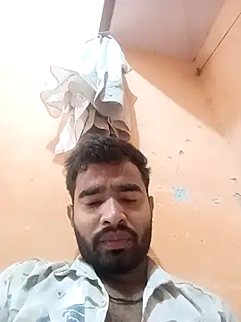 Snapshot of Jamesbonddeshi chatting on 10.19.25 Jamesbonddeshi online show from 10.19.25