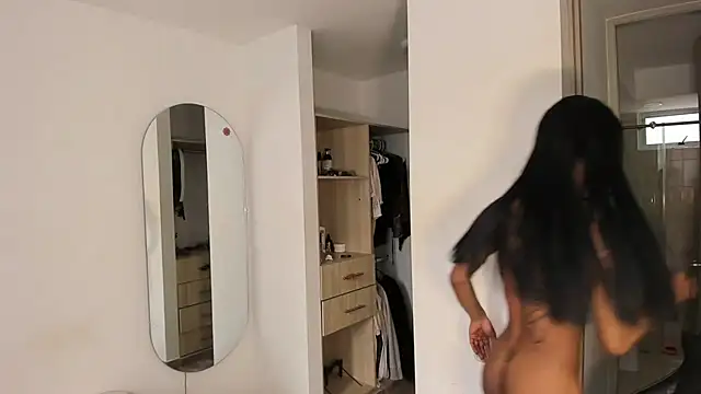 rose scottt online show from 04.17.26