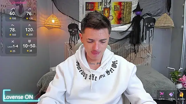 tossetrech online show from 10.26.25