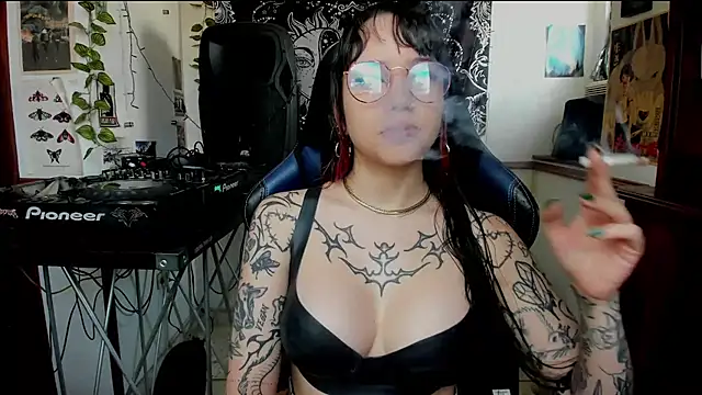 Demongirl6666 online show from 03.18.25
