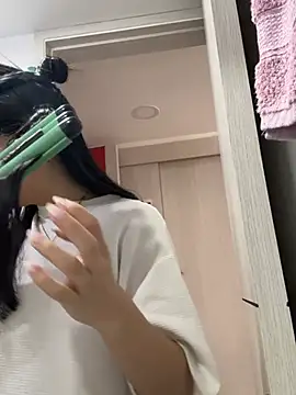 Snapshot of Liissa_cute_ chatting on 02.12.26 Liissa cute online show from 02.12.26