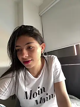 Snapshot of Liissa_cute_ chatting on 06.11.26 Liissa cute online show from 06.11.26