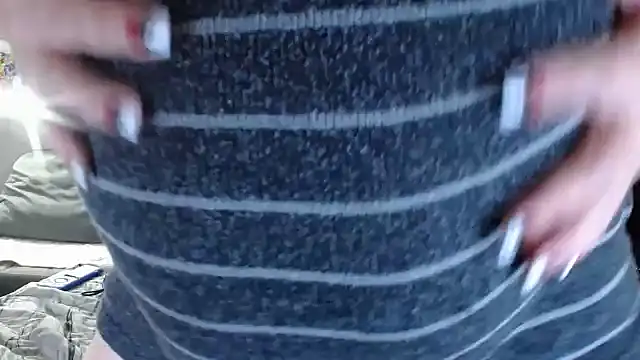 Snapshot of Sweeetness_Milf chatting on 10.09.25 Sweeetness Milf online show from 10.09.25