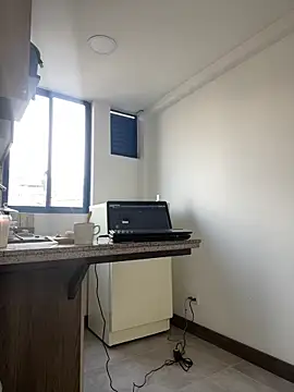 LauraCadwell online show from 12.06.24