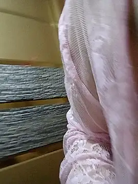 Snapshot of Naariman chatting on 01.06.25 Naariman online show from 01.06.25