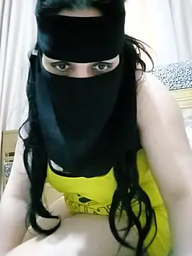 Snapshot of Naariman chatting on 01.26.25 Naariman online show from 01.26.25