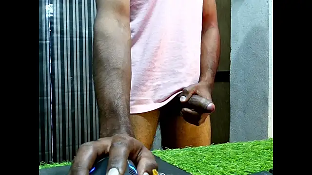 Its sunny 24 online show from 01.10.25