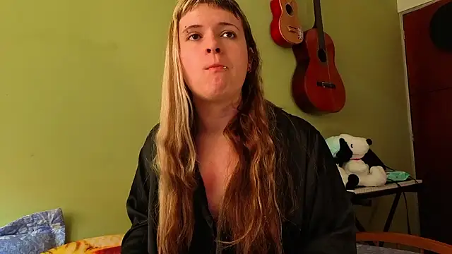 NEXT DOOR GIRL  online show from 03.01.26