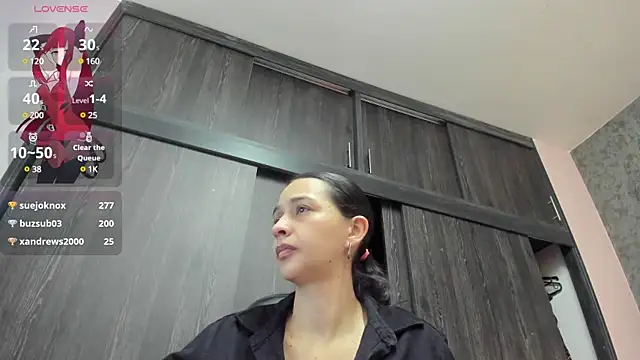 Snapshot of samarha_xue chatting on 03.01.25 samarha xue online show from 03.01.25