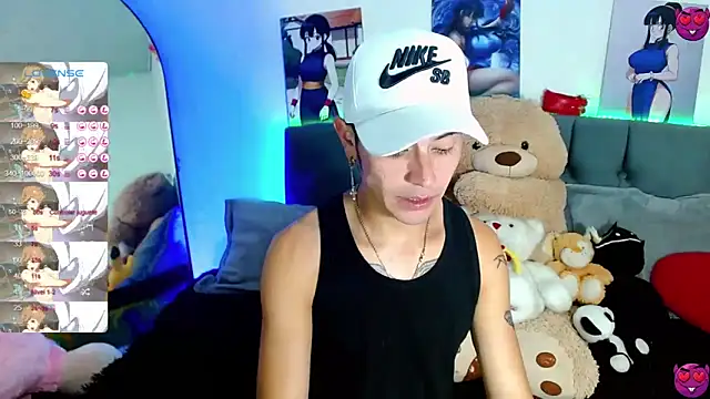  snopyy  online show from 02.25.25
