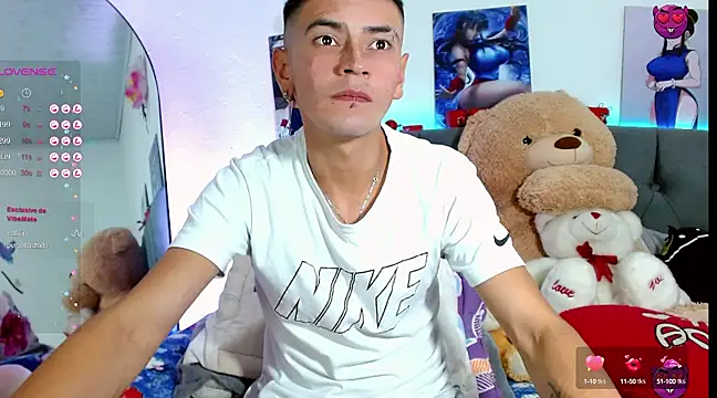  snopyy  online show from 03.13.25