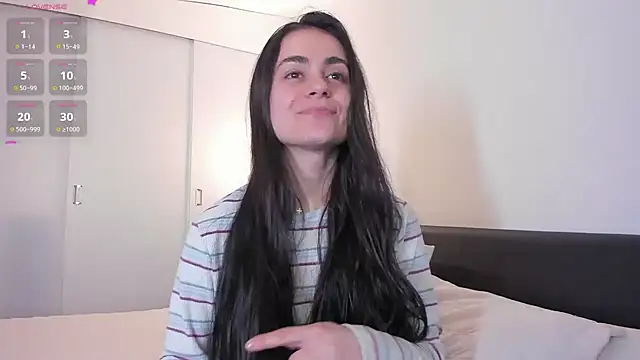 guccipussy1 online show from 01.17.25