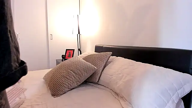 guccipussy1 online show from 01.24.25