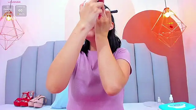 ThailyCherry online show from 01.28.25