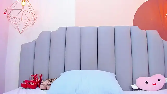 ThailyCherry online show from 02.25.25