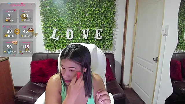 Snapshot of Enma__clark chatting on 01.19.25 Enma clark online show from 01.19.25