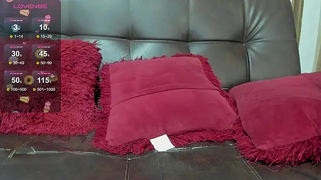 Snapshot of Enma__clark chatting on 03.19.25 Enma clark online show from 03.19.25