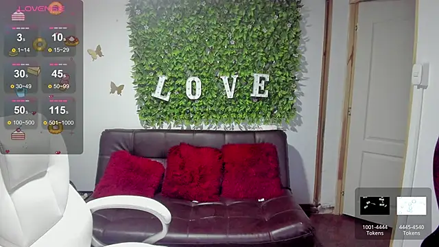 Snapshot of Enma__clark chatting on 03.22.25 Enma clark online show from 03.22.25