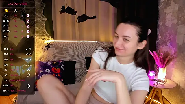 annacooleman online show from 10.30.25