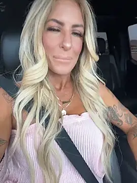 blondiluvsanal online show from 02.14.26