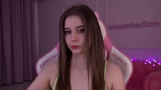 Snapshot of DianaVert chatting on 01.19.25 DianaVert online show from 01.19.25