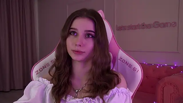 Snapshot of DianaVert chatting on 01.20.25 DianaVert online show from 01.20.25