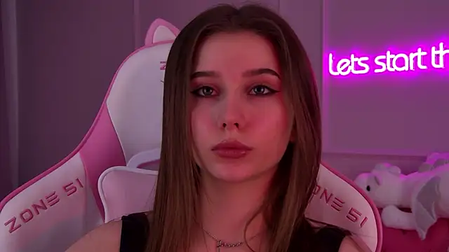 Snapshot of DianaVert chatting on 02.02.25 DianaVert online show from 02.02.25