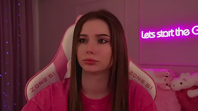 Snapshot of DianaVert chatting on 02.26.25 DianaVert online show from 02.26.25