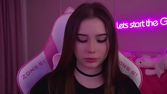 Snapshot of DianaVert chatting on 02.27.25 DianaVert online show from 02.27.25