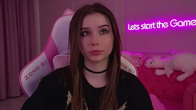 Snapshot of DianaVert chatting on 02.27.25 DianaVert online show from 02.27.25