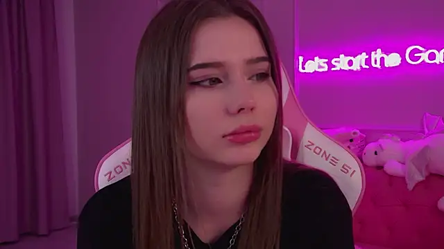 Snapshot of DianaVert chatting on 03.04.25 DianaVert online show from 03.04.25