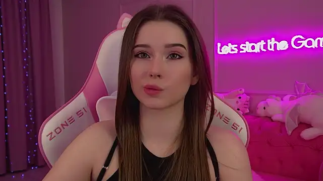 Snapshot of DianaVert chatting on 03.09.25 DianaVert online show from 03.09.25