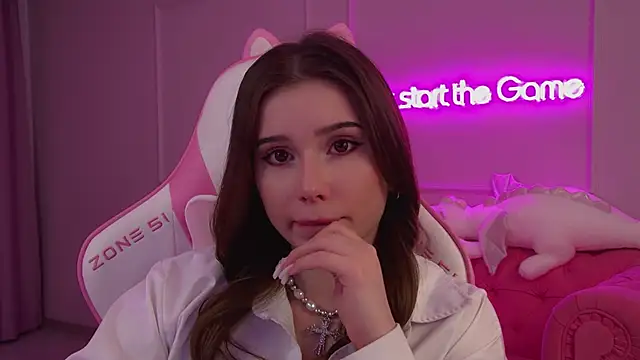 Snapshot of DianaVert chatting on 03.10.25 DianaVert online show from 03.10.25