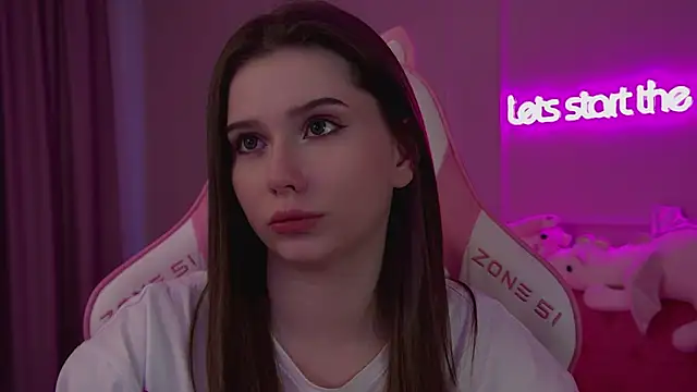 Snapshot of DianaVert chatting on 03.19.25 DianaVert online show from 03.19.25