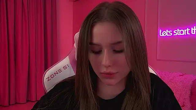 Snapshot of DianaVert chatting on 02.15.26 DianaVert online show from 02.15.26