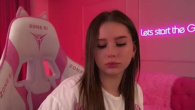 Snapshot of DianaVert chatting on 02.22.26 DianaVert online show from 02.22.26