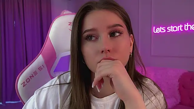 Snapshot of DianaVert chatting on 03.04.26 DianaVert online show from 03.04.26