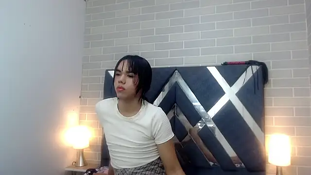 AndreaGil  online show from 02.05.25