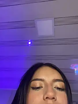 emy bonita1 online show from 12.15.24