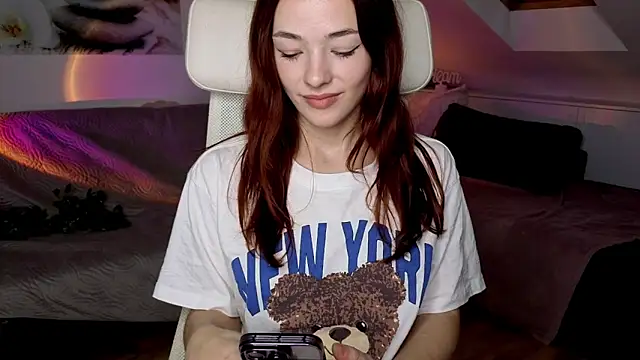 MiaRouge online show from 10.22.25