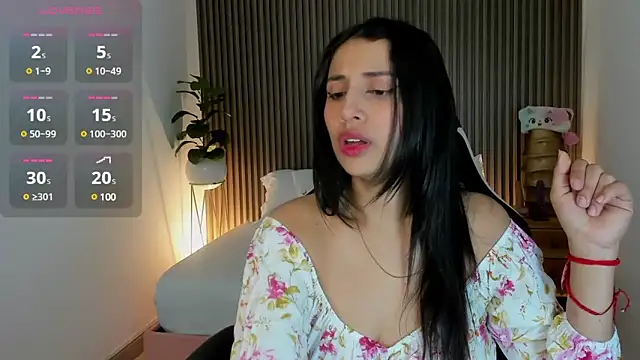 venuz lee online show from 01.07.25